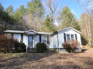 4070 Collettsville Rd, Lenoir, NC 28645