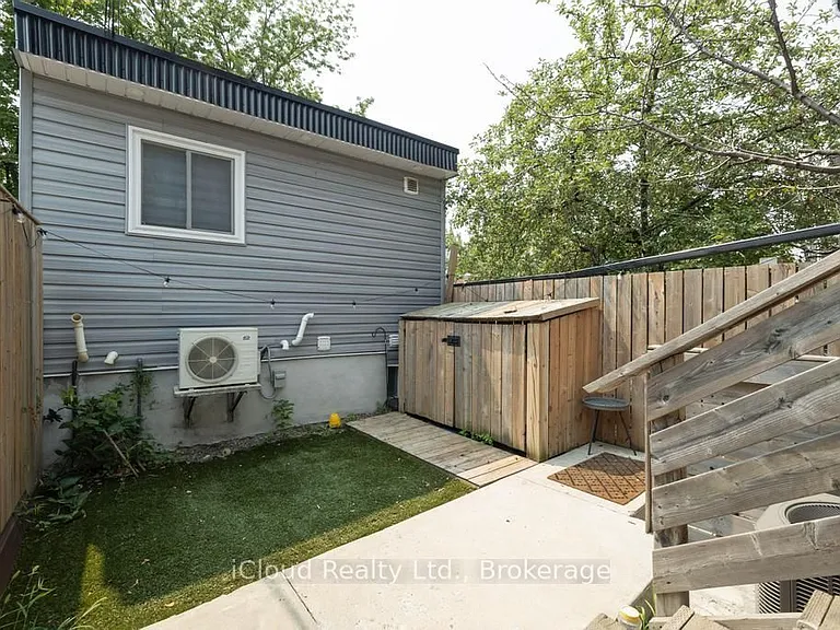 225 Wallace Ave — Photo 13