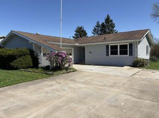 46 Drumcliffe Dr, Warren, PA 16365
