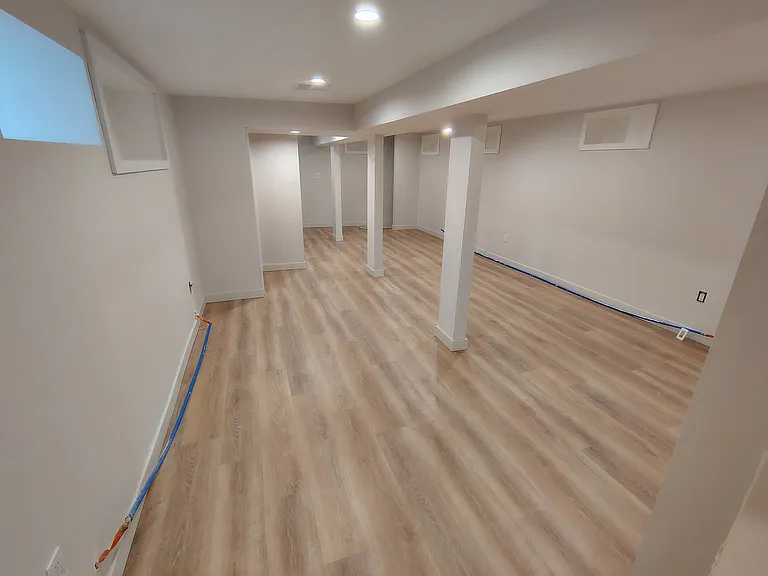 14 East Ave — Photo 14