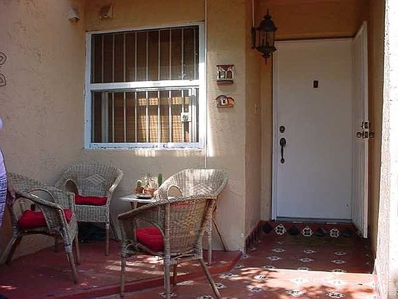 3rd image of 361 W Park Dr APT 1