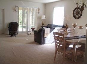 4th image of 371 Waterside Cir