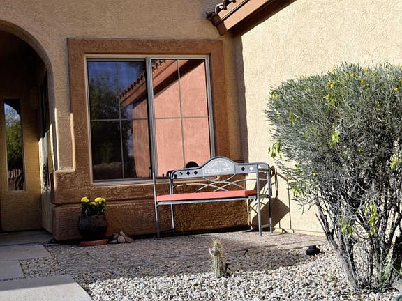 4th image of 4752 E Laredo Ln