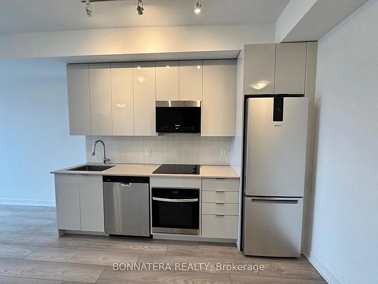 498 Caldari Rd #1027 — Photo 7