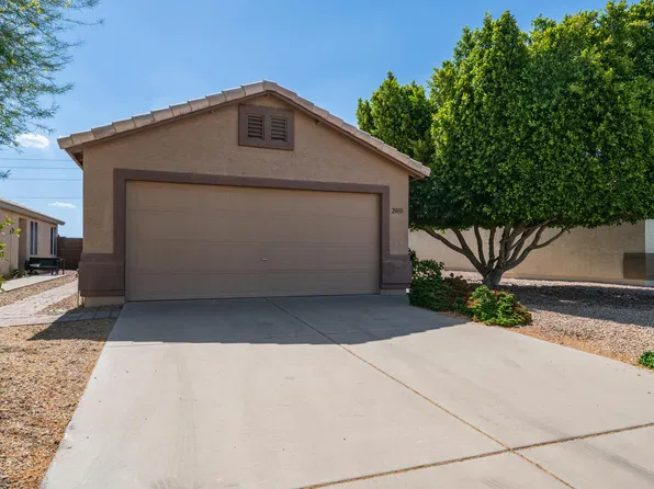2010 S LAWTHER Drive, Apache Junction, AZ 85120