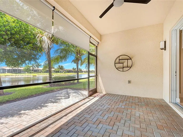 28496 Burano Dr — Photo 24
