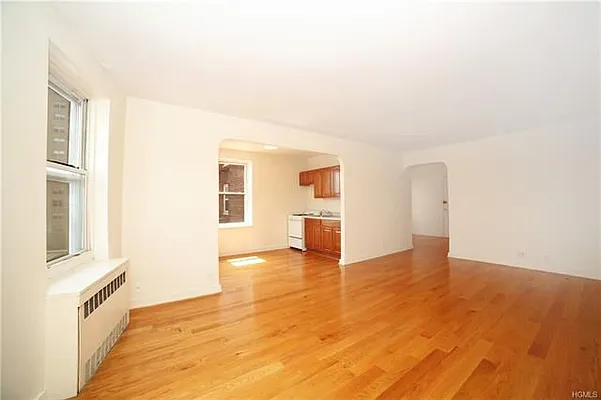 Rented by Douglas Elliman | media 8