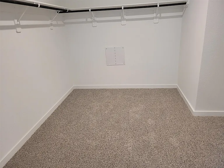 4947 Oakwood Dr — Photo 16