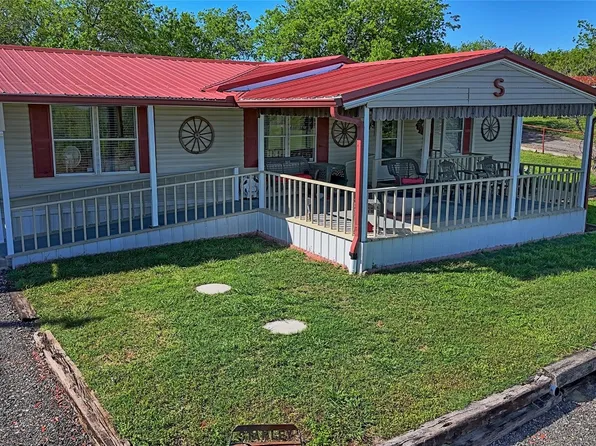 360 Private Road 410, Saint Jo, TX 76265