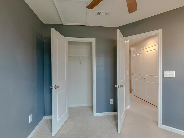 2935 Winterberry Dr #33 — Photo 17