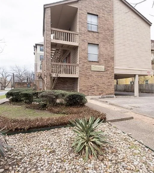 2210 Pearl St #205 — Photo 16