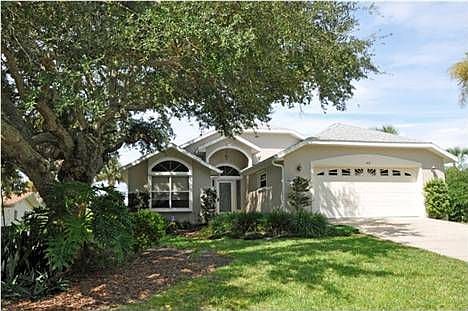 1st image of 48 Oak Tree Dr