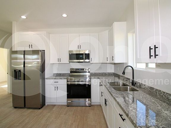 4th image of 48 W James L Sullivan St Unit 1