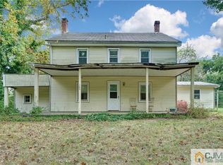 160 Birmingham Rd, Pemberton, NJ 08068