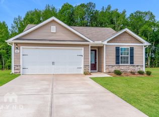 107 New Villas St, Angier, NC 27501