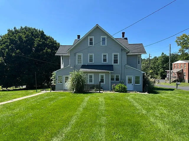 50 W Cherry Rd