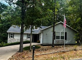 2 Stewkley Ln, Bella Vista, AR 72714