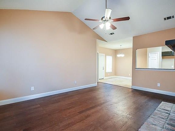2nd image of 2668 Clayton Oaks Dr