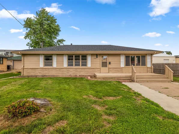 708 SW 4th St, Ankeny, IA 50023