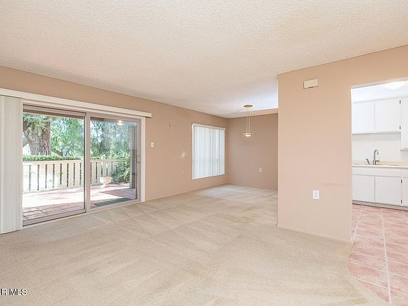 3rd image of 348 Chestnut Hill Ct APT 13