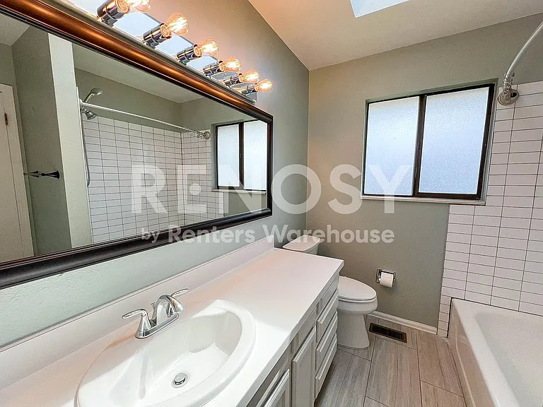 5452 Blackhawk Rd — Photo 22