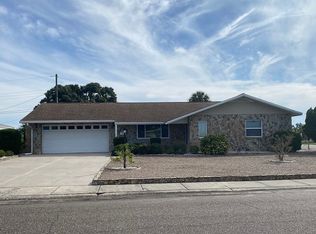 810 Ojai Ave, Sun City Center, FL 33573