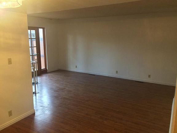 4th image of 194 Garden Park Dr Unit F