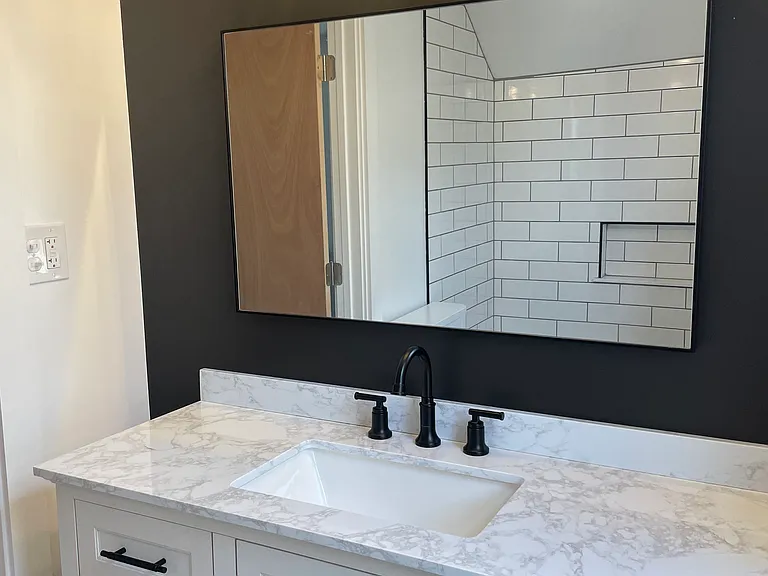 106 W Caracas Ave — Photo 11