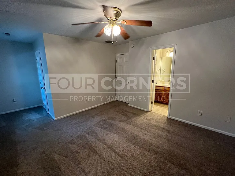 3910 New Garden Park — Photo 11