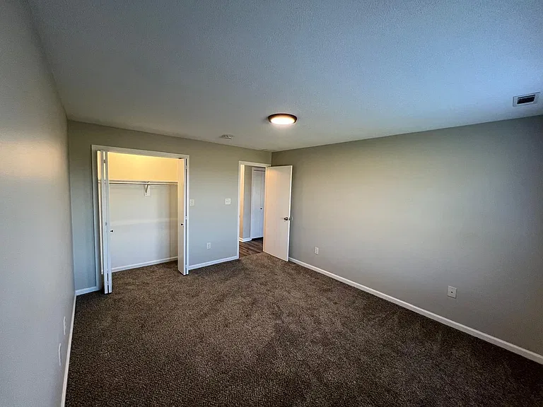 711 Hill Rd #I — Photo 6
