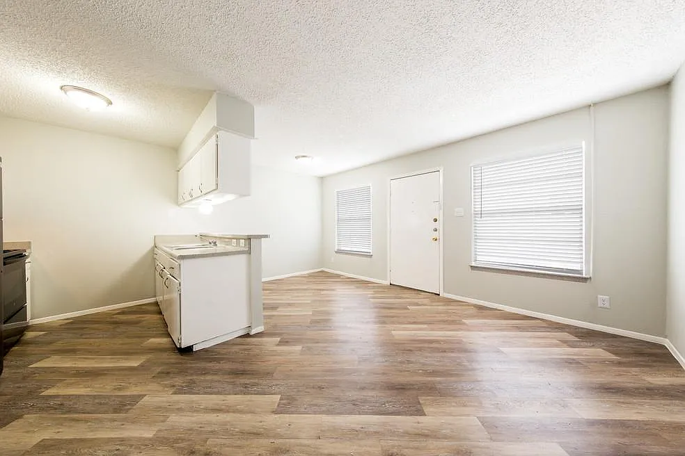 The Rise Apartments — Photo 3