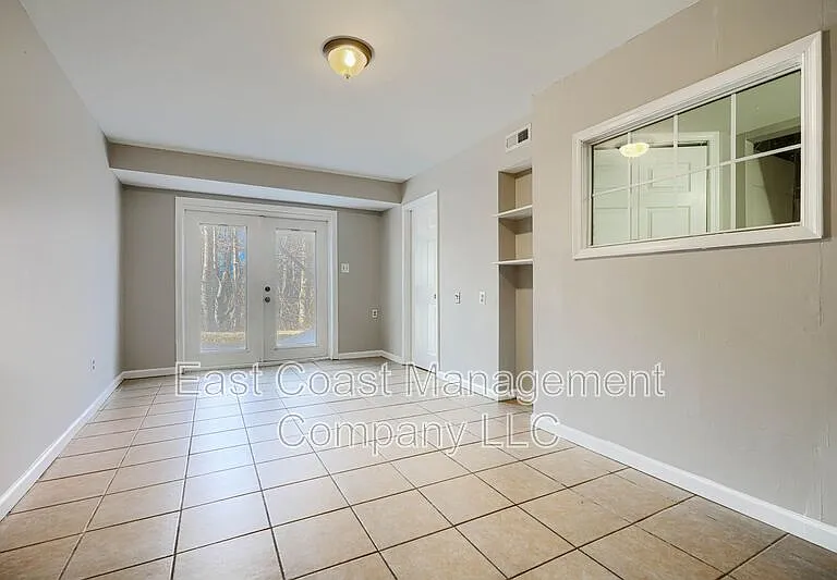 28 Ebbing Ct — Photo 21