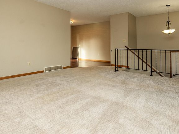 2nd image of 1716 9th Ave SE