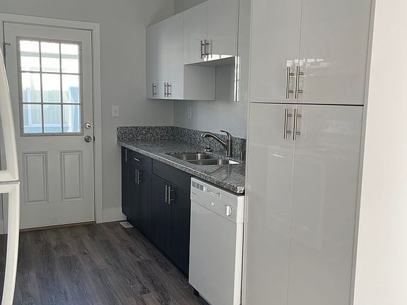 2nd image of 1420 S Ogallala St #4