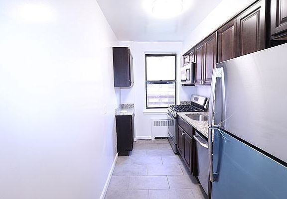 3rd image of 65-36 99th St APT 3H