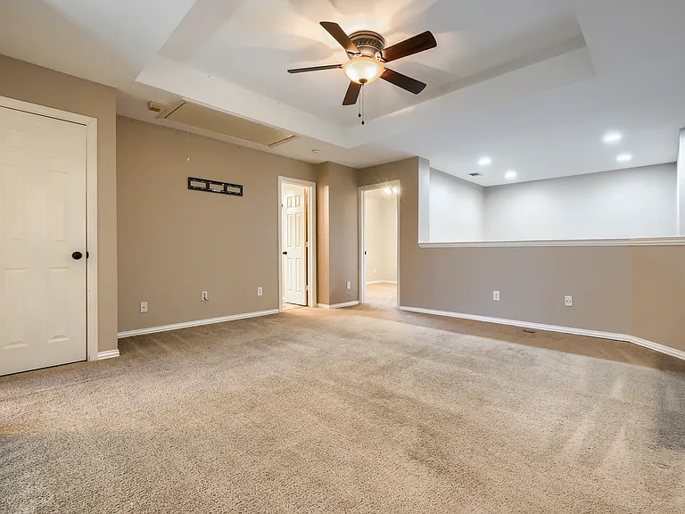 1808 Giddings Ct — Photo 6
