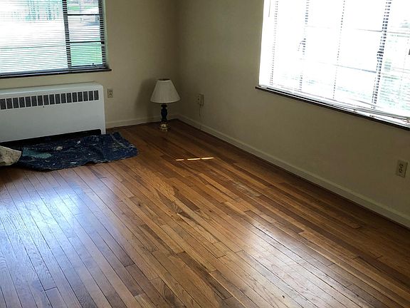 4th image of 2773 Losantiville Ave #2