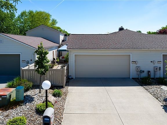 2nd image of 4809 Scotch Pine Way