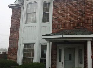 4 Barrymore Ct, Hampton, VA 23666
