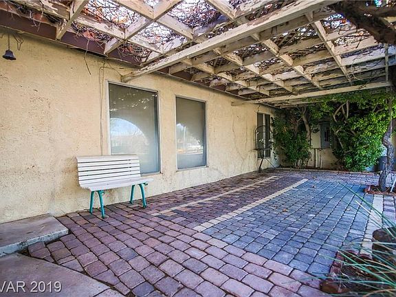 5th image of 7229 N Jones Blvd