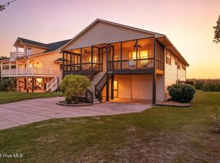 1135 S Topsail Drive, Surf City, NC 28445