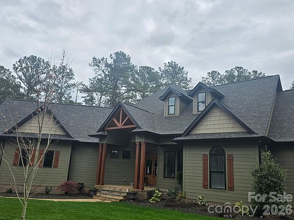 2nd image of 425 W North Corner Rd