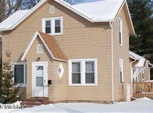 216 S Monroe St, Sturgis, MI 49091