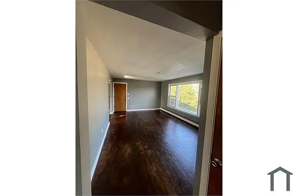 Building Photo - 7900 S Troy St #BASEMENT