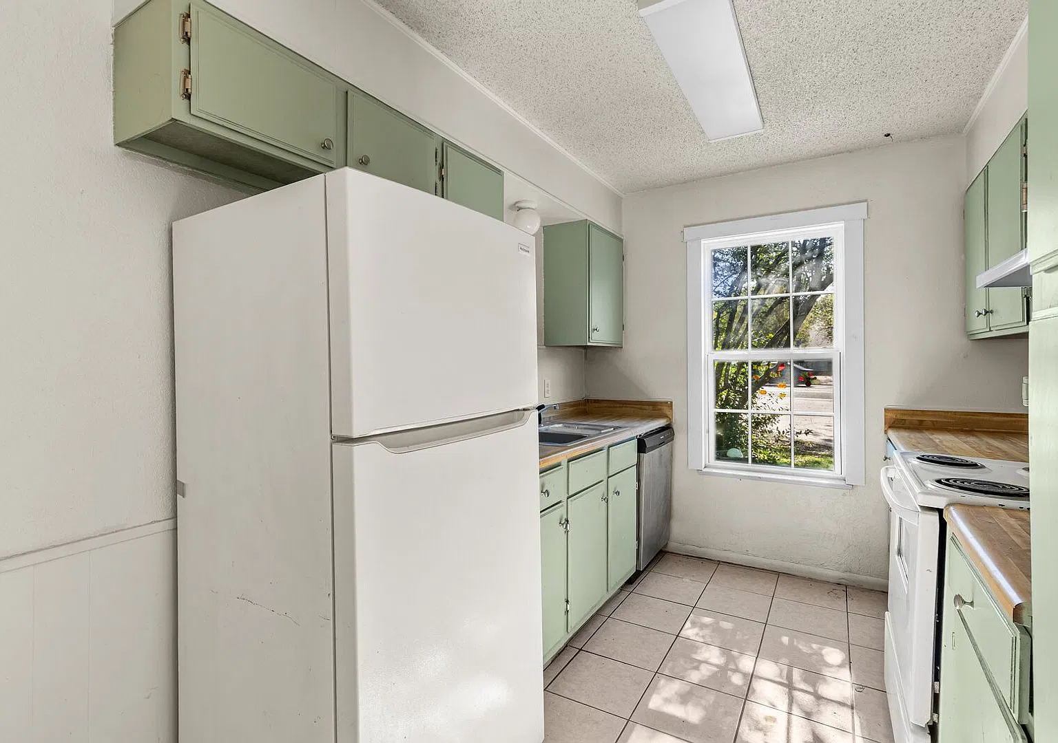 3627 Colcord Avenue — Photo 3