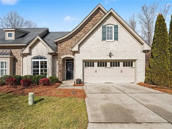 492 Crosswick Rd, Clemmons, NC 27012