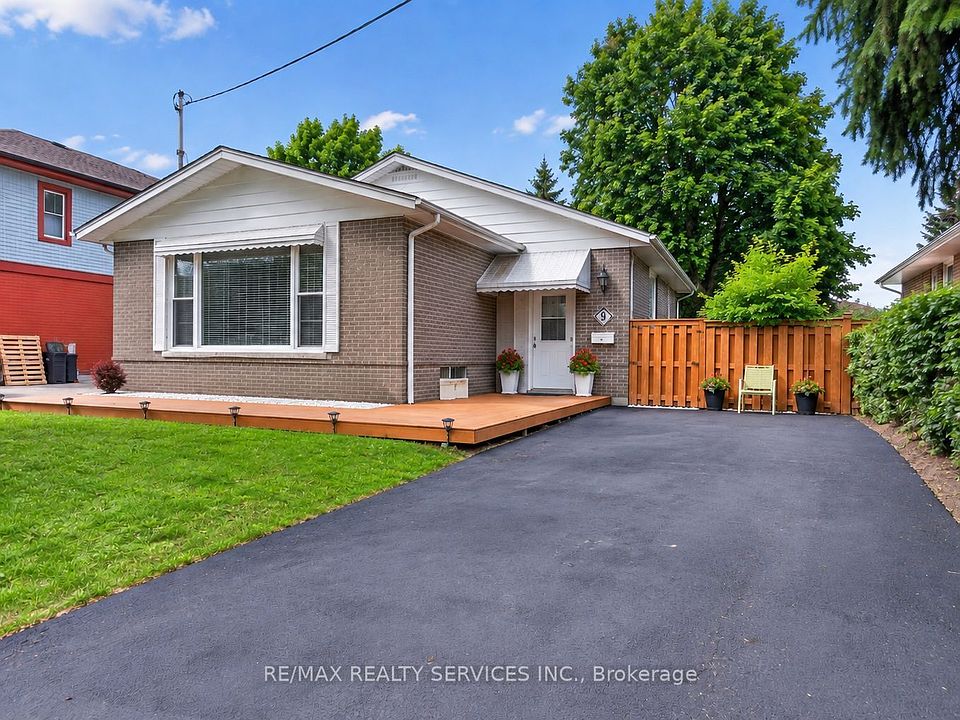 1st image of 8 Leneck Ave