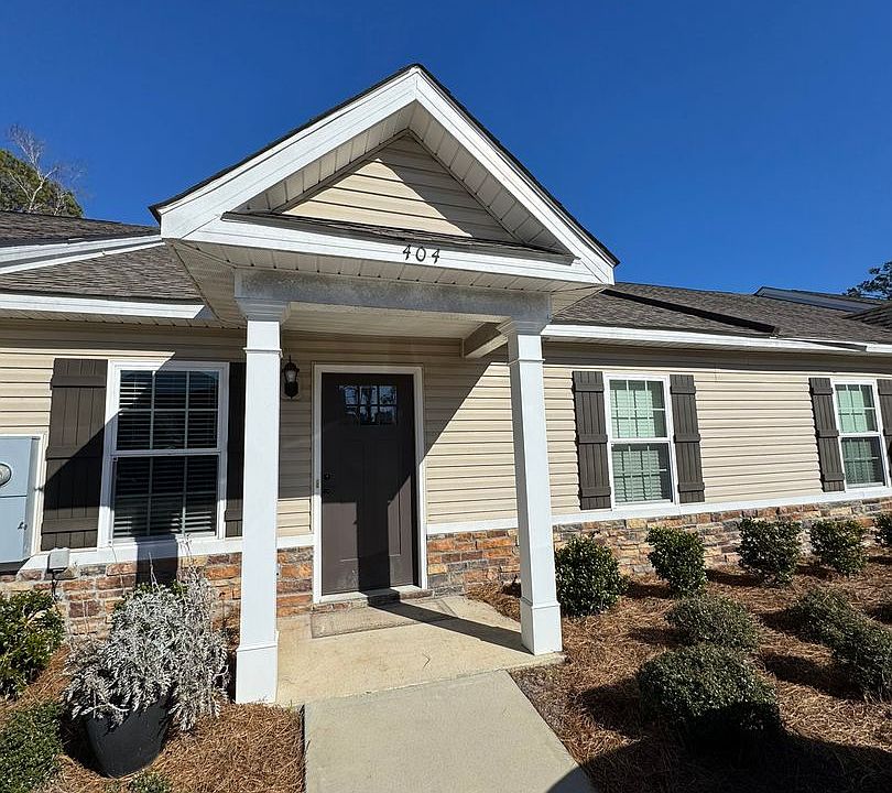 1st image of 404 Andover Dr