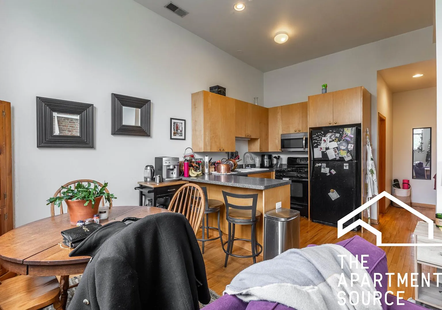 3 bed, $2,995 — Photo 1