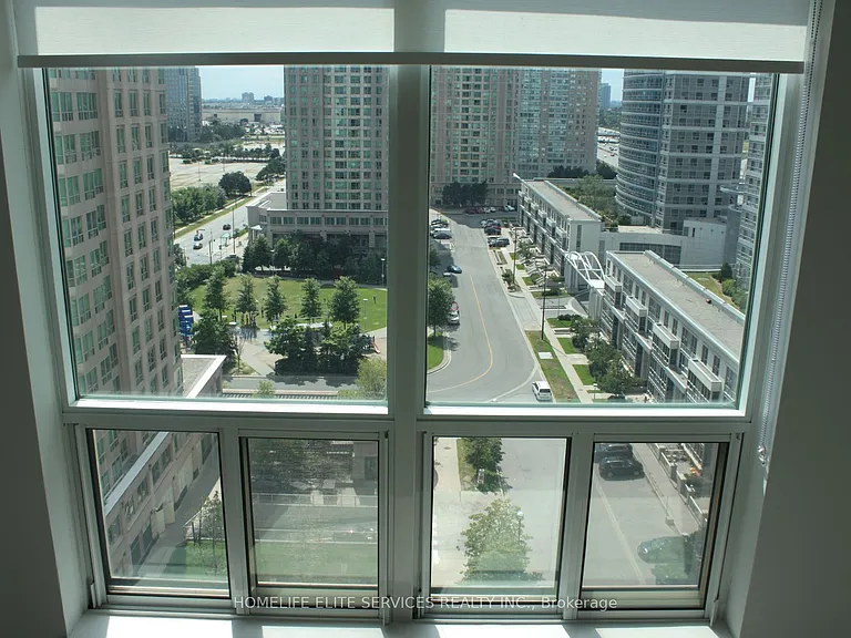 11 Lee Centre Dr #1615 — Photo 9